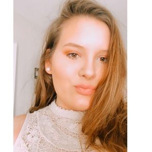 Meet your Posher, Victoria